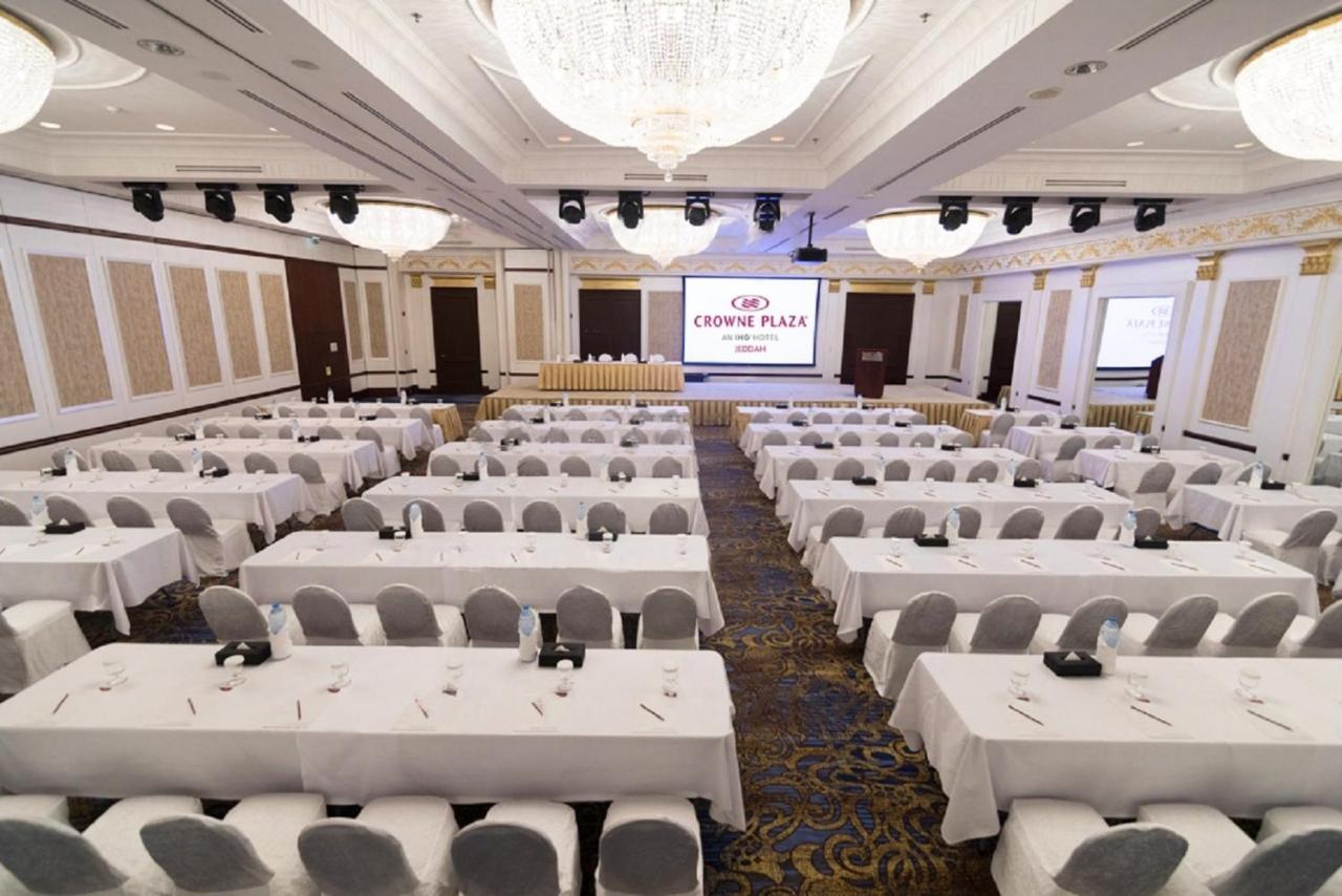 Crowne Plaza Jeddah By Ihg Hotel Exterior photo The Grand Ballroom